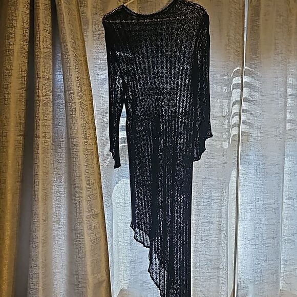 Beautiful black gown - knitted fabric over satin - Picture 3 of 8